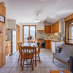 Apartment La Faviere